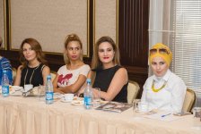 Фэшн-чаепитие азербайджанских дизайнеров (ФОТО)