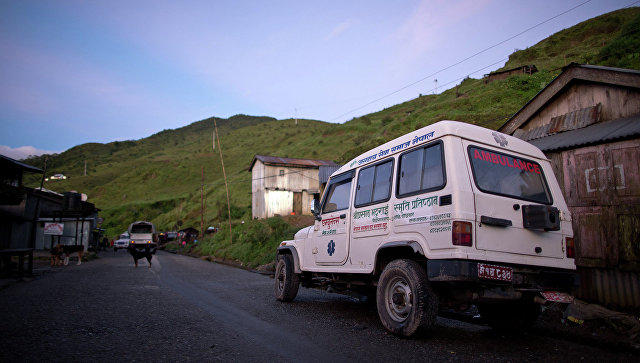 В Непале автобус с паломниками упал в пропасть с высоты 500 метров