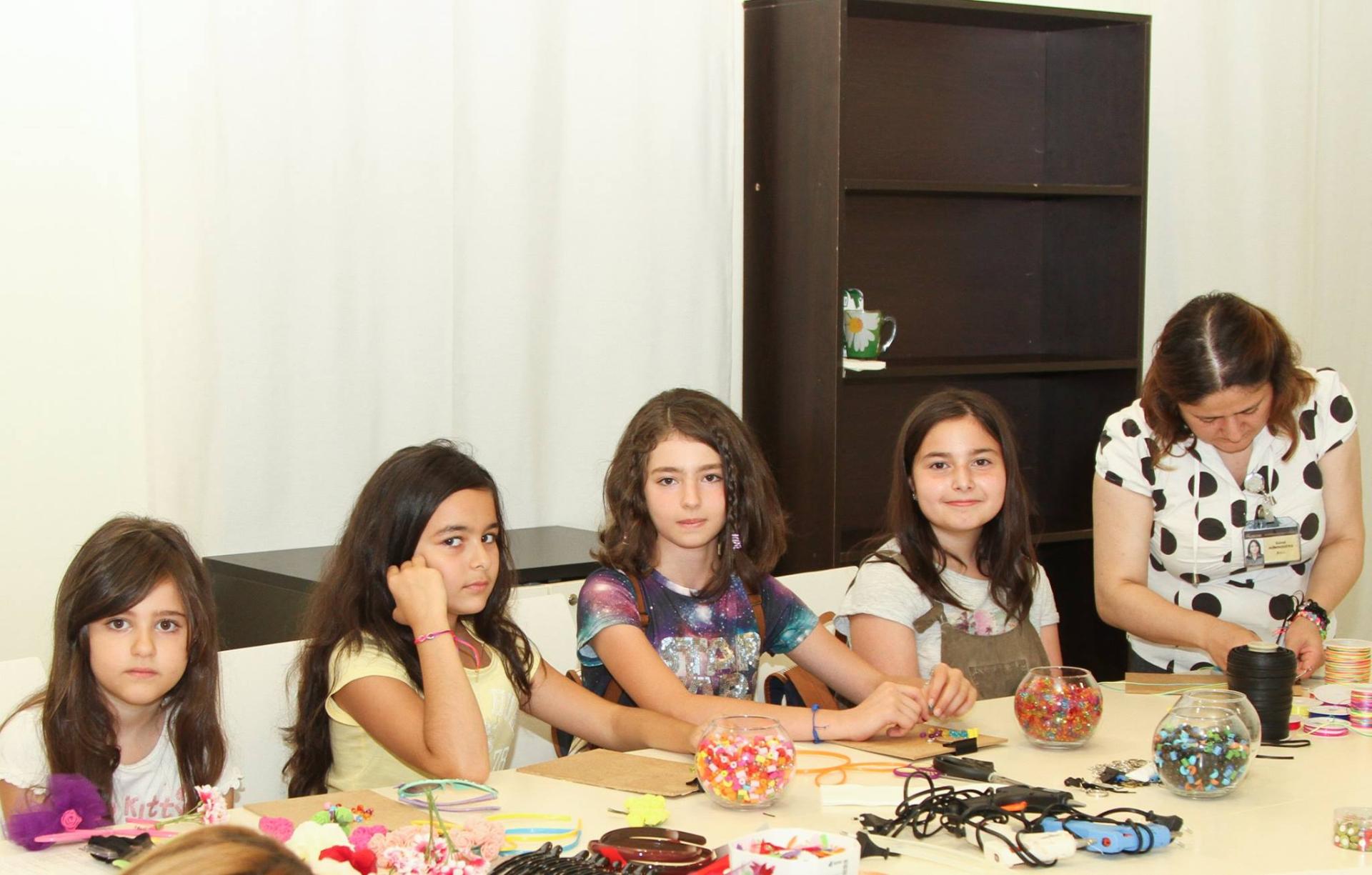 Азербайджанские ковры, или День семьи в Баку (ФОТО)