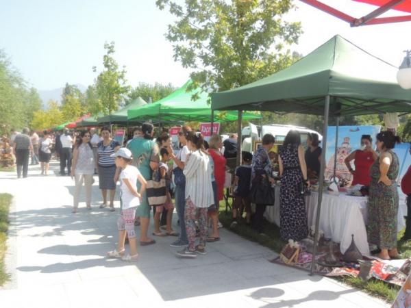 В Азербайджане прошел Международный фестиваль варенья – названы победители (ФОТО)
