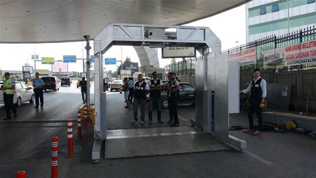 Atatürk aeroportunda təhlükəsizlik tədbirləri gücləndirilib