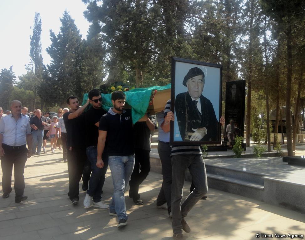 Огтай Зульфугаров похоронен во Второй Аллее почетного захоронения в Баку (ФОТО)