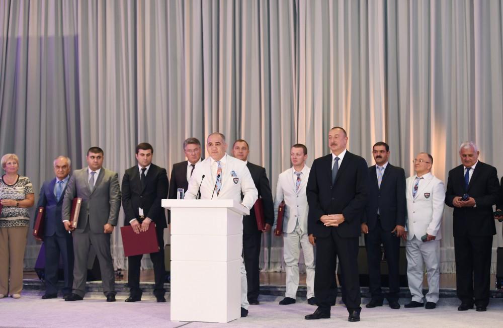 Ilham Aliyev, his spouse meet Azerbaijani Olympians