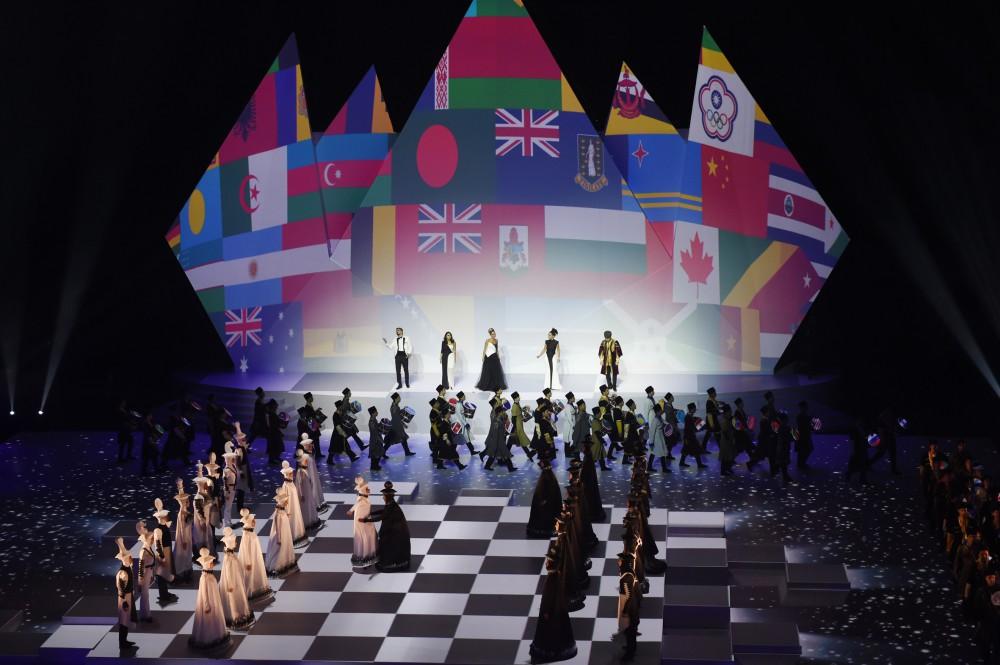 Prezident İlham Əliyev və xanımı 42-ci Ümumdünya Şahmat Olimpiadasının açılışında iştirak ediblər (FOTO)