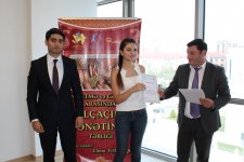 Азербайджанское ковровое искусство вызывает большой интерес у молодежи (ФОТО)