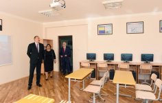 Ilham Aliyev views overhauled school in Baku (PHOTO)  (UPDATE)