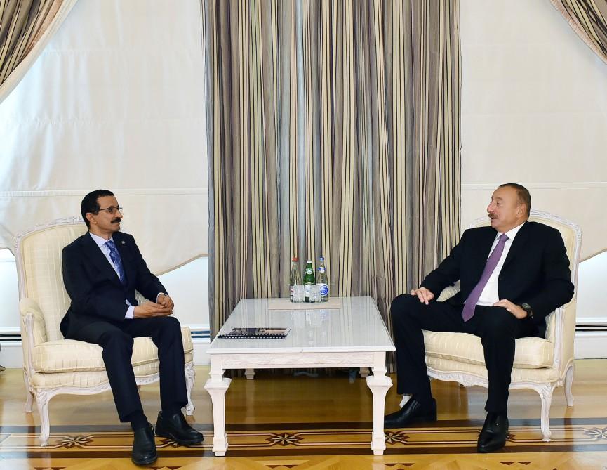 Ilham Aliyev receives DP World CEO (UPDATE)