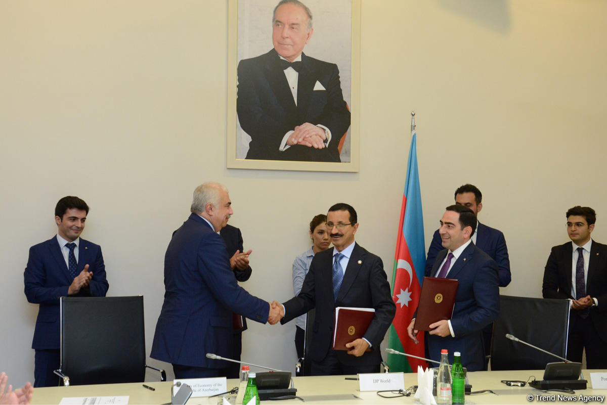 Azərbaycan  və "DP World" azad ticarət zonasının yaradılması üçün saziş imzaladılar (FOTO)