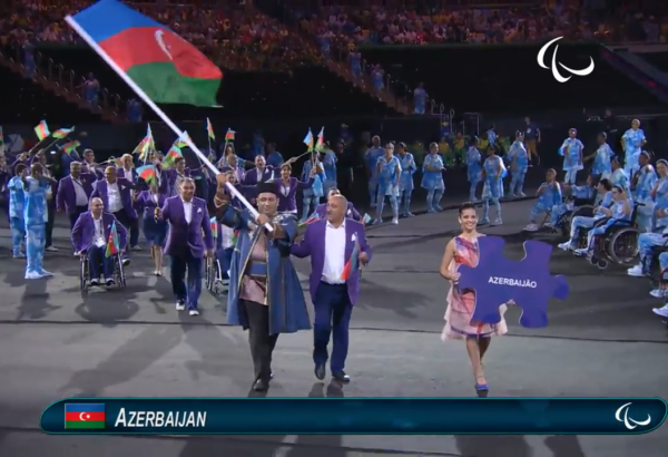 Ильхам Закиев в национальном костюме на открытии Паралимпийских игр в Рио (ФОТО, ВИДЕО)