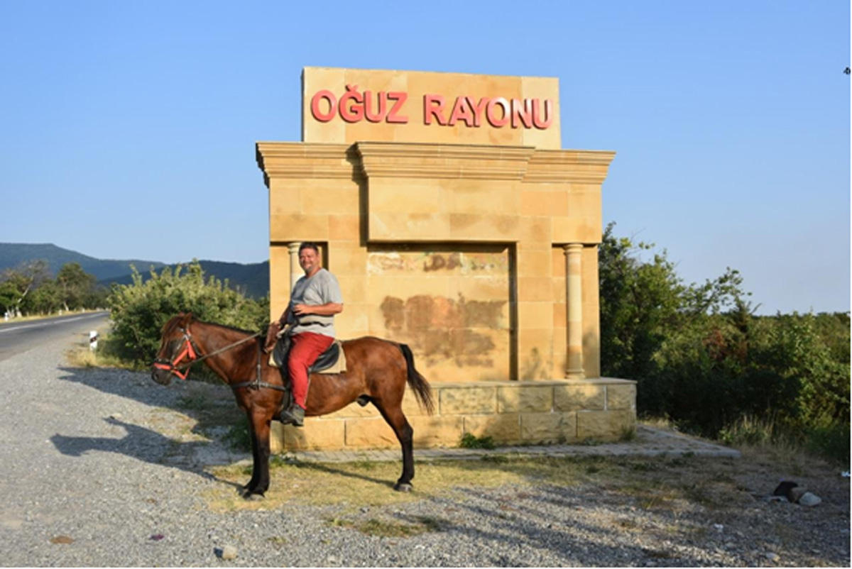 "Шелковый путь" верхом на лошади – из Венгрии в Азербайджан