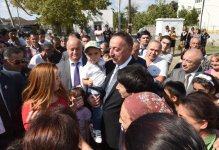 Prezident İlham Əliyev Xudat şəhərinin sakinləri ilə görüşüb  (FOTO)