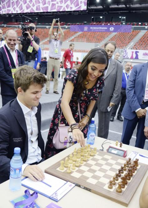 Лейла Алиева посмотрела игры шестого тура Бакинской шахматной олимпиады (ФОТО)