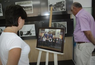 В Баку открылась фотовыставка, посвященная блокаде Ленинграда (ФОТО)