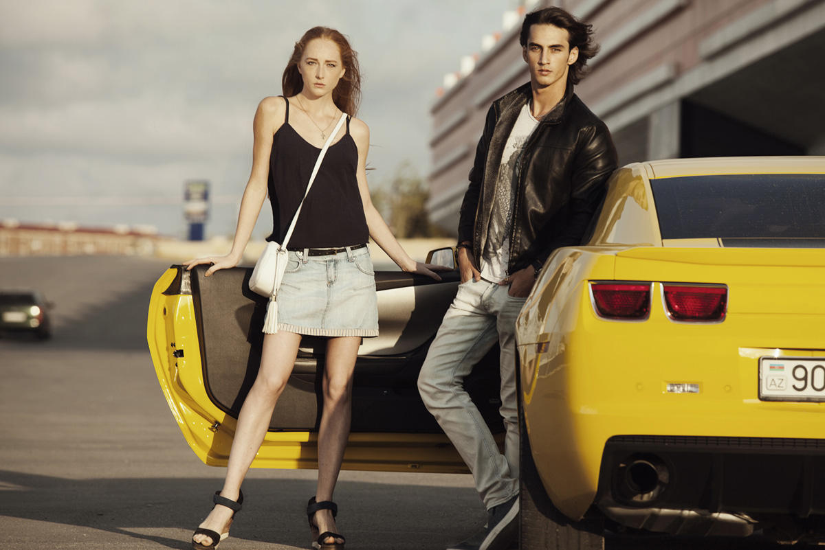 Желтый цвет осени в автомобиле – фотопроект актера Джорджа Гафарова и Кристины Столяренко