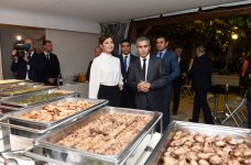 Первая леди Мехрибан Алиева приняла участие в церемонии открытия "Азербайджанского городка" в Париже (ФОТО)
