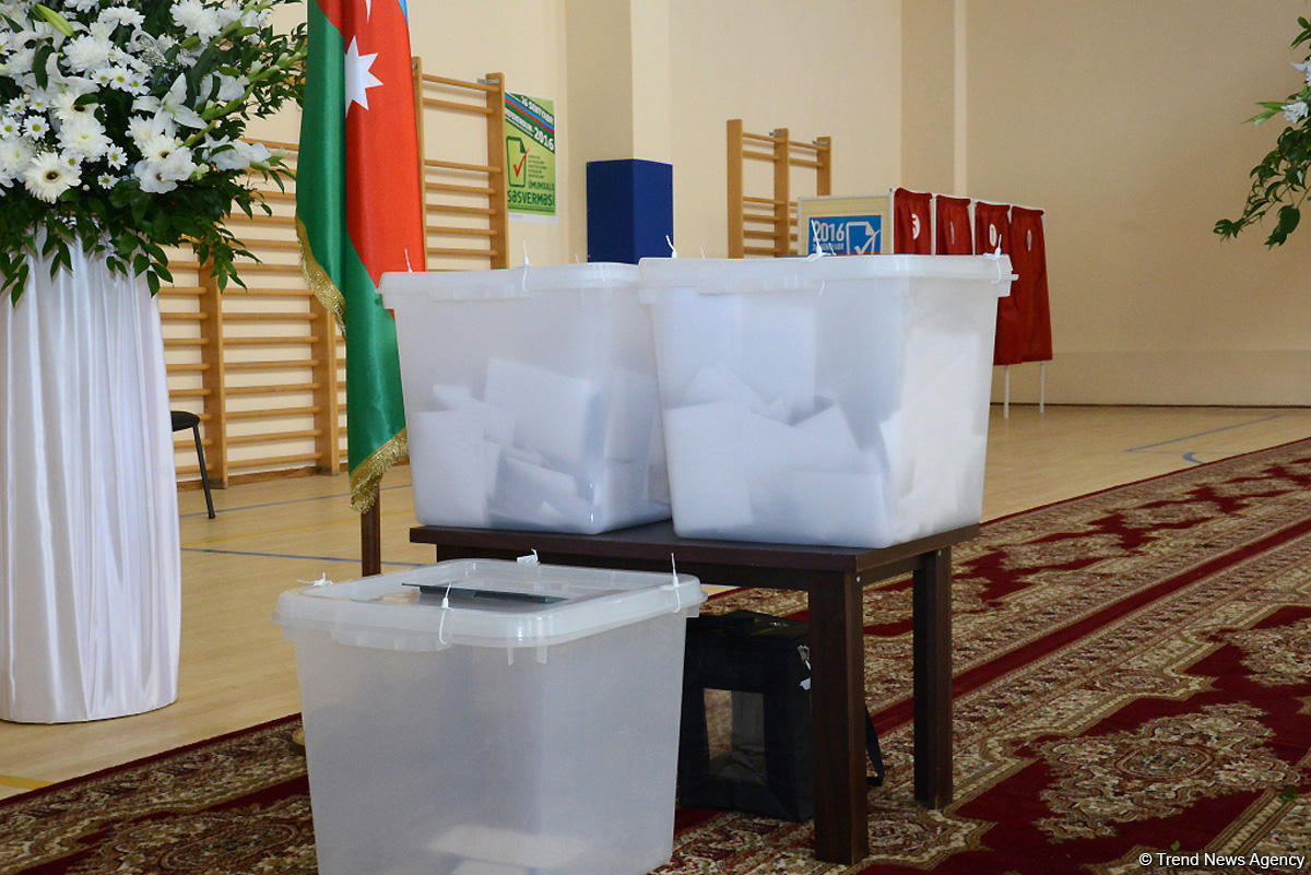 В Азербайджане распущены избиркомы шести избирательных участков