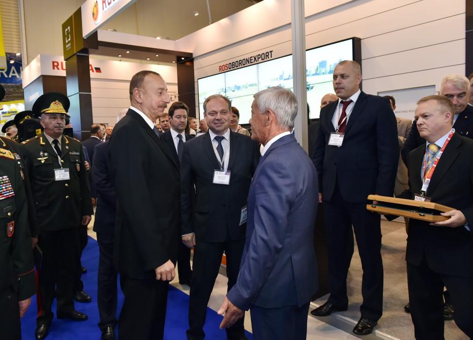 Президент Ильхам Алиев посетил Азербайджанскую международную оборонную выставку (ФОТО) (Версия 2)