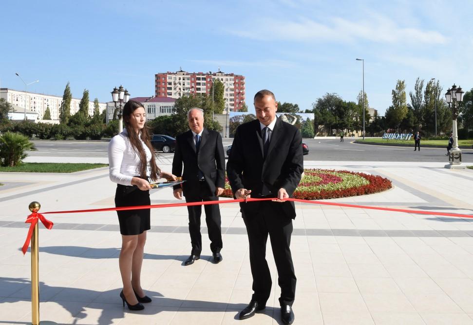 Президент Ильхам Алиев принял участие в открытии Детской школы искусств в Сумгайыте (ФОТО)