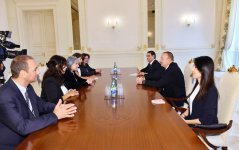 Президент  Ильхам Алиев  принял делегацию во главе с вице-президентом Болгарии  (ФОТО)