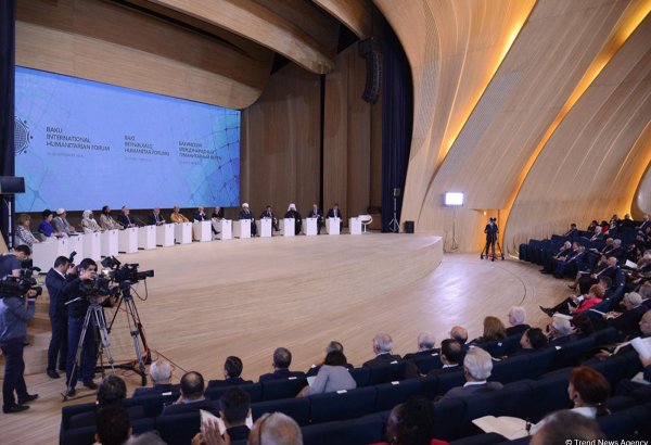 На Бакинском гуманитарном форуме обсудили вопросы беженцев