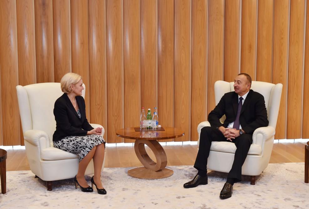 Ilham Aliyev receives Russian delegation