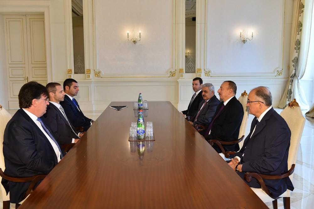 President Ilham Aliyev receives UEFA head (PHOTO)