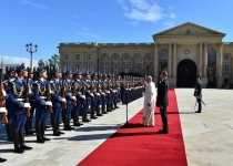 Official welcoming ceremony held for Pope Francis in Baku (PHOTO)