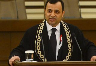Anayasa Mahkemesi Başkanı Arslan: Darbecilere verilecek en iyi mesaj yeni anayasa