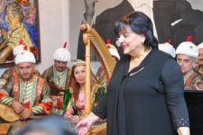 Виртуозное мастерство единственного исполнителя на чагане в Азербайджане (ФОТО) - Gallery Thumbnail