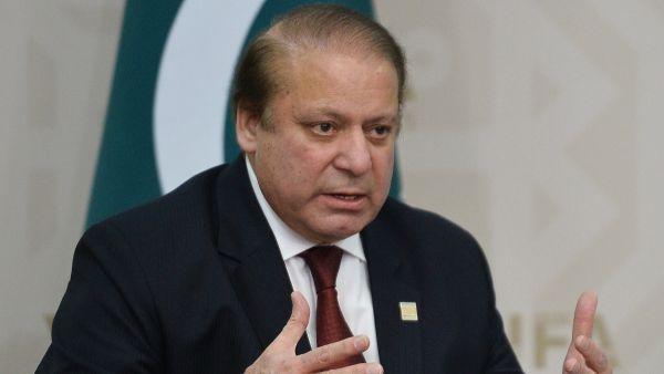 Экс-премьер Пакистана Шариф вернулся в страну, чтобы предстать перед судом