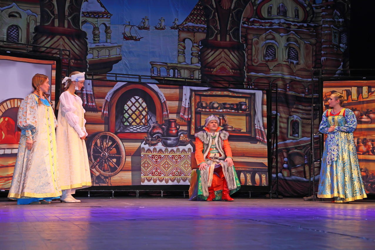 Эксклюзивный кадры со спектакля московского театра, который скоро покажут в Баку (ВИДЕО)