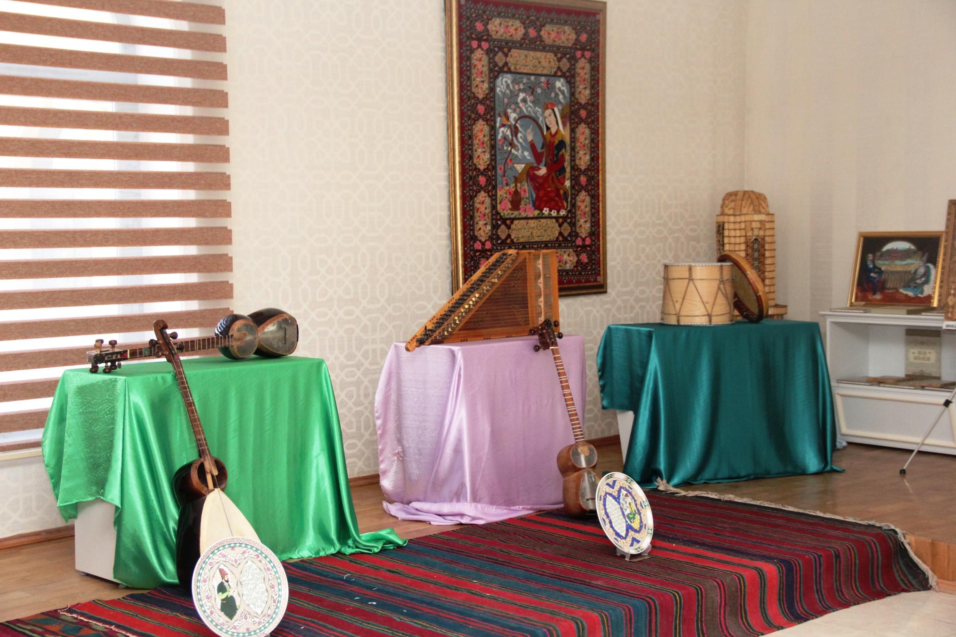 Азербайджанское ковровое искусство: от мастеров - молодежи (ФОТО)
