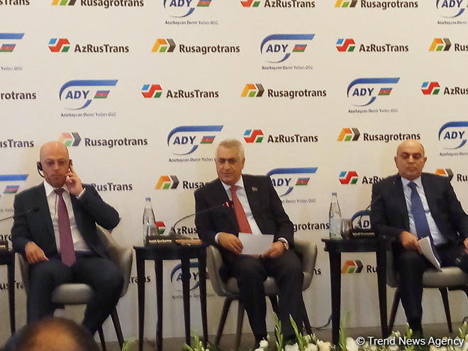 Azerbaijan, Russia create JV to transport grain by rail (PHOTO)