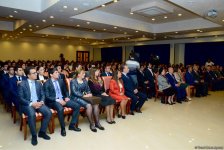 В Баку прошла конференция под названием "25 лет независимости: ровесники независимости" (ФОТО)