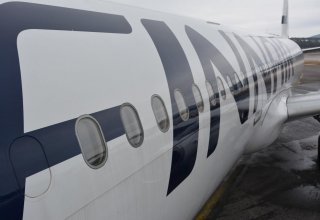 Один из членов экипажа выпал из самолета Finnair