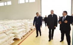 Ilham Aliyev lays foundation of granary of Aghstafa plant (PHOTO)