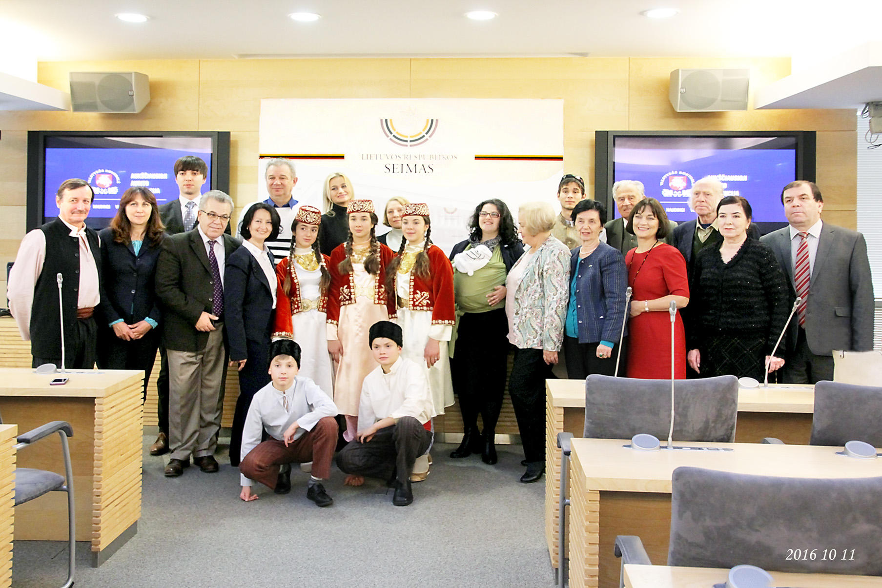 Azərbaycan diasporu Litva parlamentində keçirilən sərgidə təmsil olunub (FOTO)