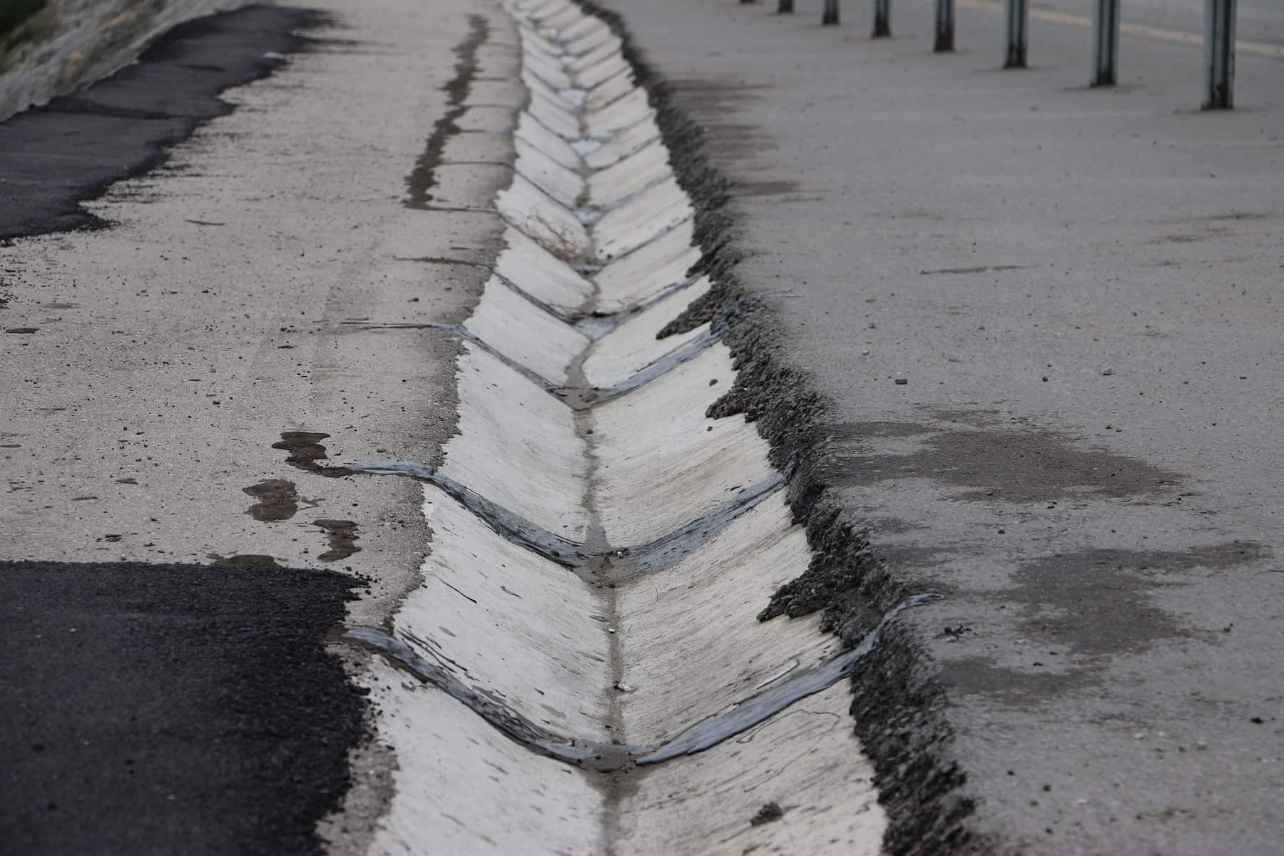 Dairəvi yolda yaranmış çatlar bərpa olunub (FOTO)