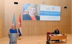 Croatian president gives lecture at ADA University (PHOTO)