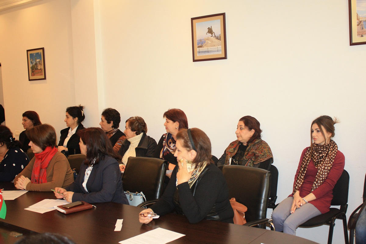 В Баку обсудили вопросы педагогического новаторства (ФОТО)