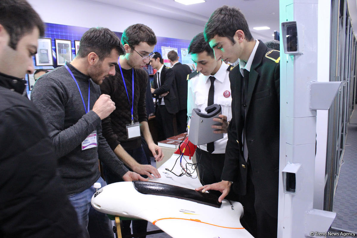 Электричество из лимонов, дроны, техника будущего …- Азербайджанский фестиваль науки (ФОТО)