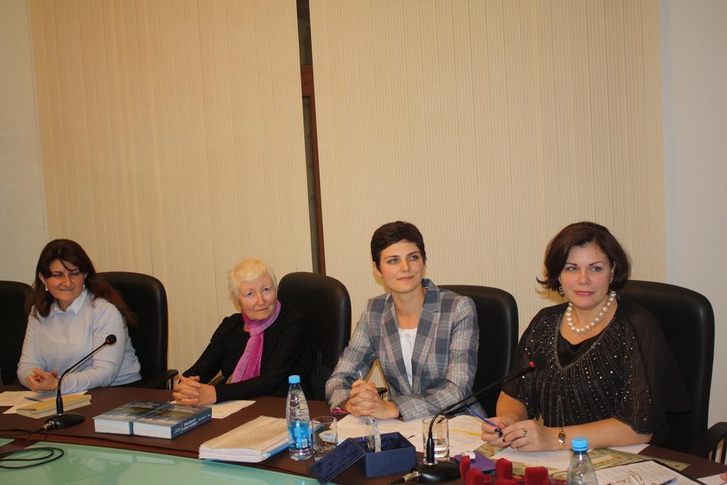 Азербайджанские студенты получили стипендию мэра Москвы (ФОТО)