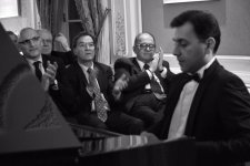 Мурад Гусейнов выступил в Париже с концертом, приуроченным ко Дню независимости Азербайджана (ФОТО)