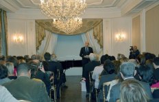 Мурад Гусейнов выступил в Париже с концертом, приуроченным ко Дню независимости Азербайджана (ФОТО)