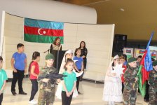 В Баку прошел праздничный вечер, посвященный Дню Государственного флага  (ФОТО)