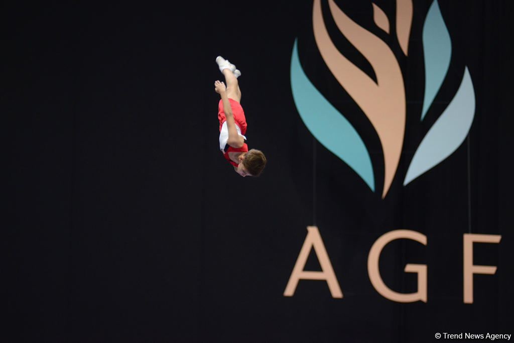 Akrobatika gimnastikası üzrə 23-cü Bakı çempionatının ikinci günü start götürüb (FOTO)