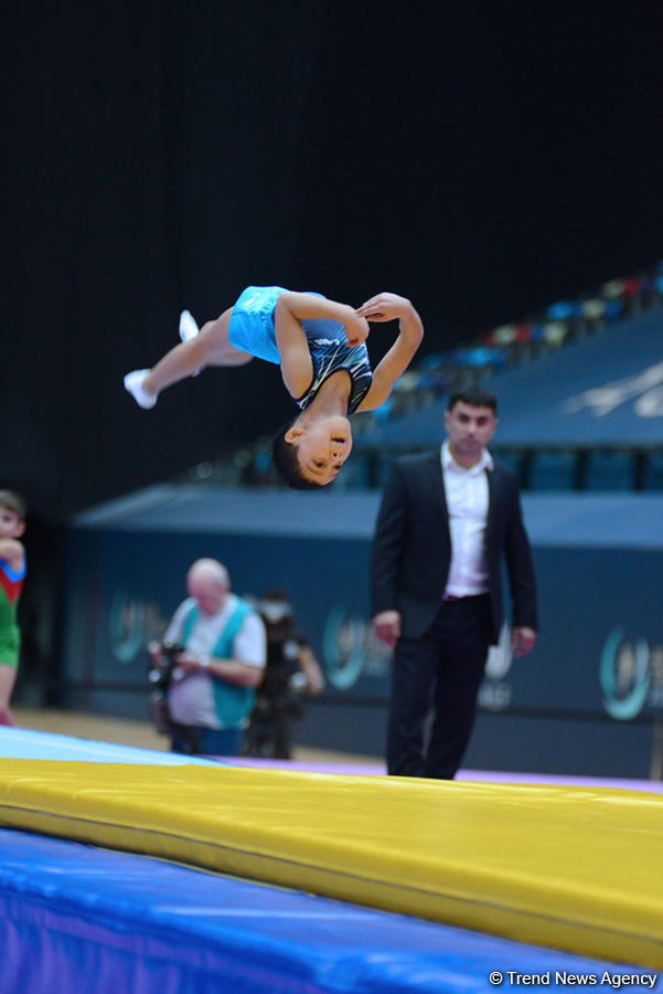 Akrobatika gimnastikası üzrə 23-cü Bakı çempionatının ikinci günü start götürüb (FOTO)