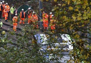 Londonda tramvay aşıb: 5 ölü, 50 yaralı