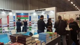Azərbaycan İstanbuldakı beynəlxalq kitab sərgisində təmsil olunur (FOTO)