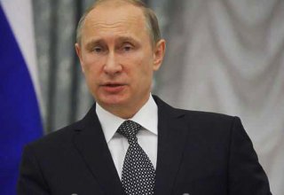 Путин вручил президенту Туркменистана орден Александра Невского
